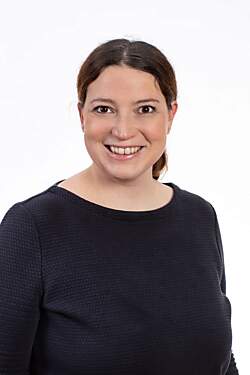 Porträt Stefanie Lehner