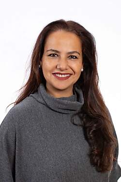 Porträt Shirin Abdel-Aziz